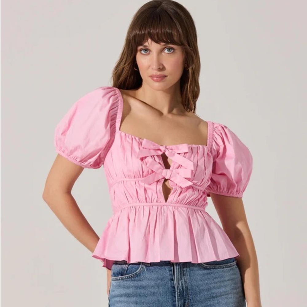 Astr Pink Puff Sleeve Blouse